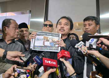 Penangkapan Roy Suryo Diungkap Kuasa Hukum, Dijemput Dini Hari Usai Acara di Bandung