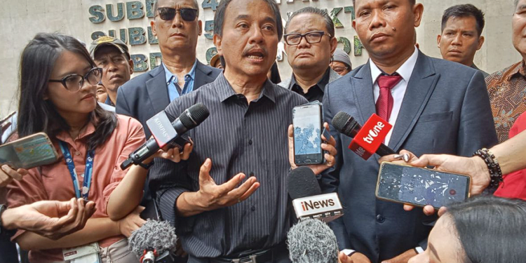 Penangkapan Roy Suryo Diungkap Kuasa Hukum, Dijemput Dini Hari Usai Acara di Bandung