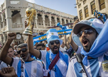 Lima Jam Jelang Semifinal Piala Dunia 2026, Suporter Argentina Padati Area Stadion Mercedes-Benz